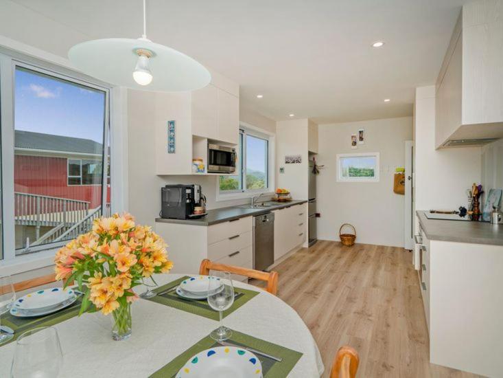 Hosts On The Coast View To Mercury Whitianga Exterior foto